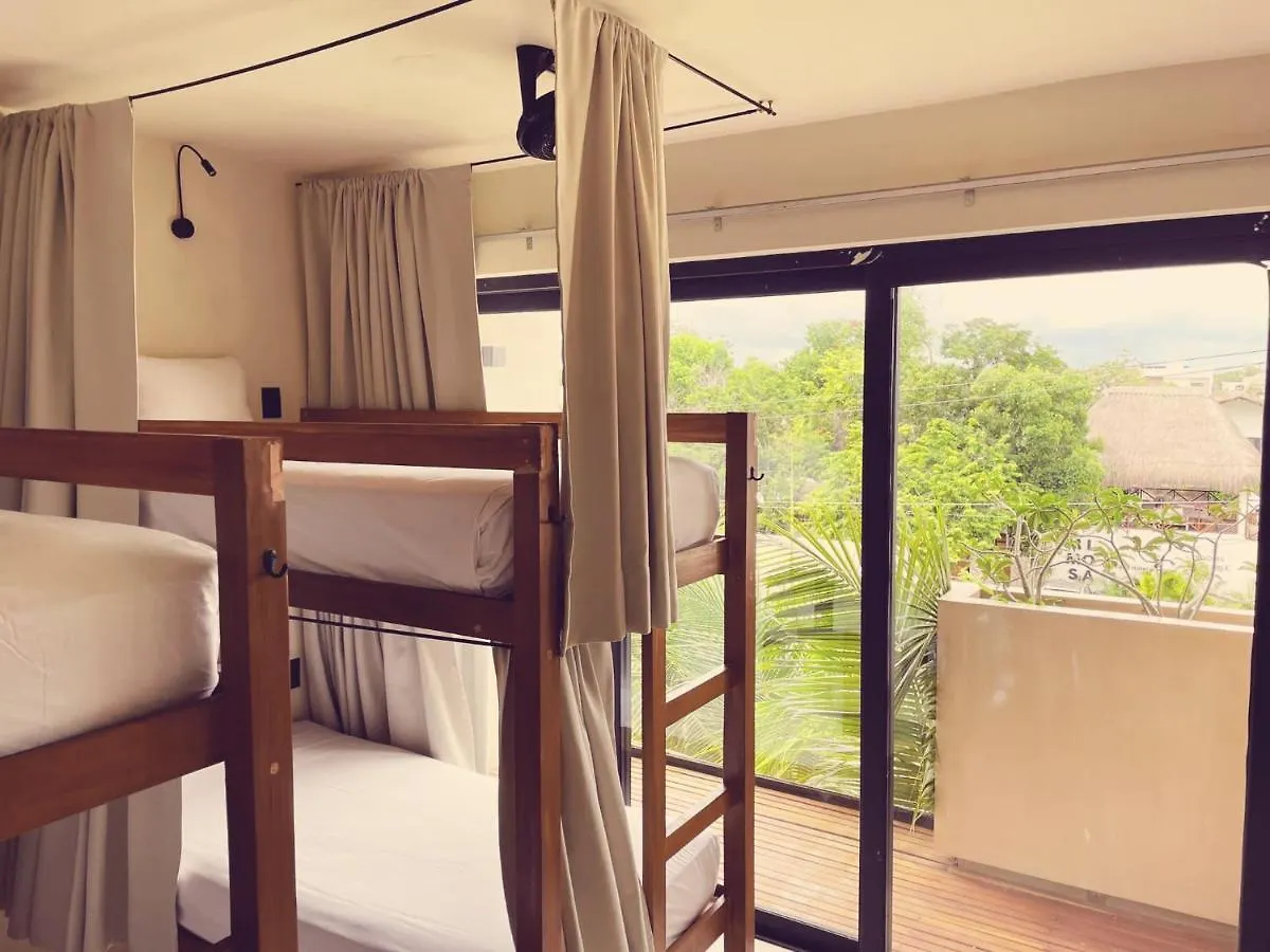 Moonshine Tulum Hotel & Hostel Μεξικό