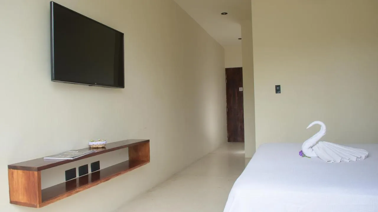 Moonshine Tulum Hotel & Hostel