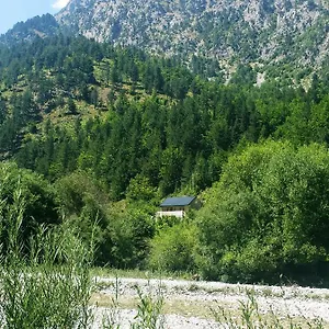 Guest Hause Artani Valbone